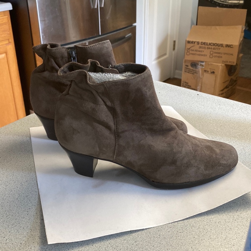 Munro boots